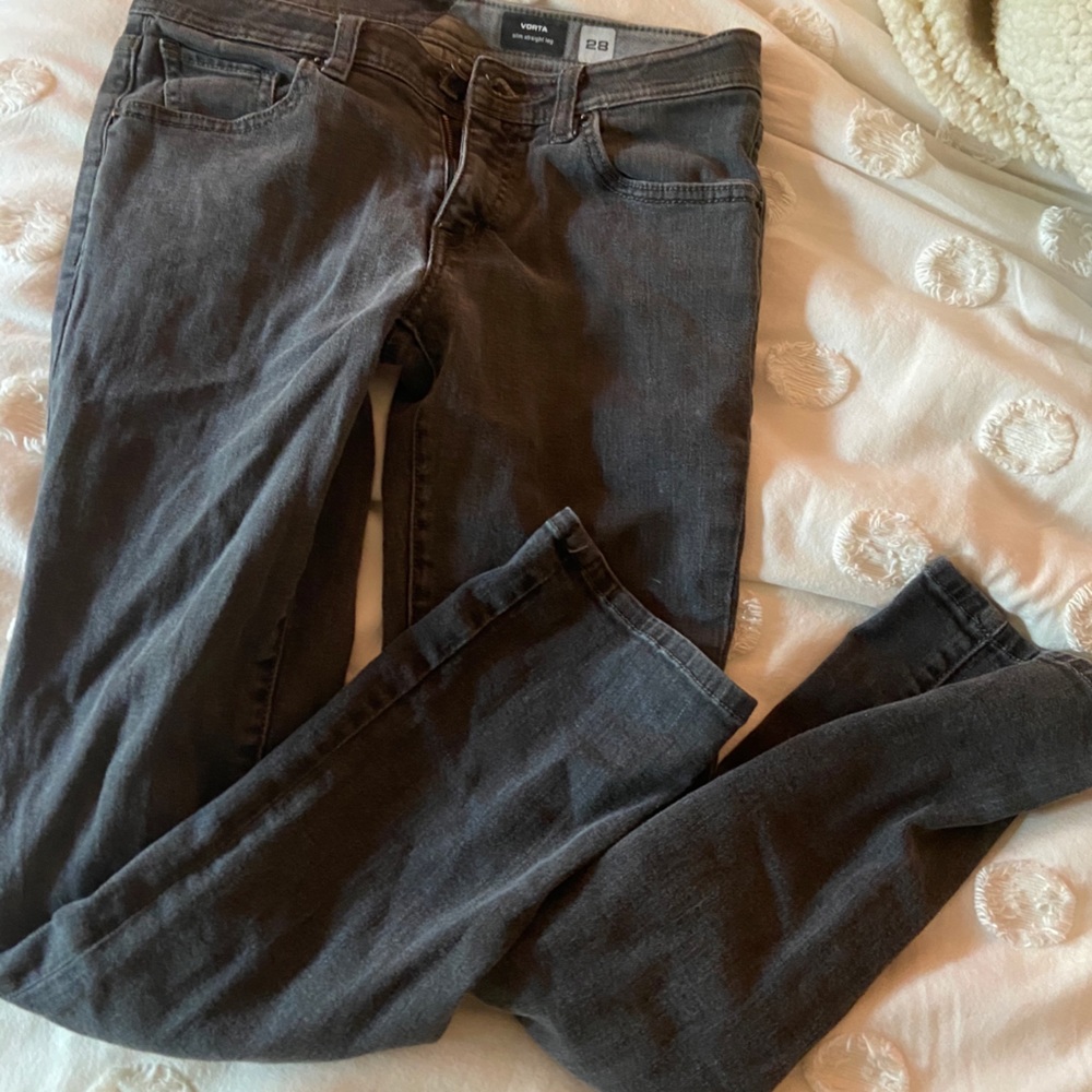 Volcom ‘Vorta’ styled, grey jeans